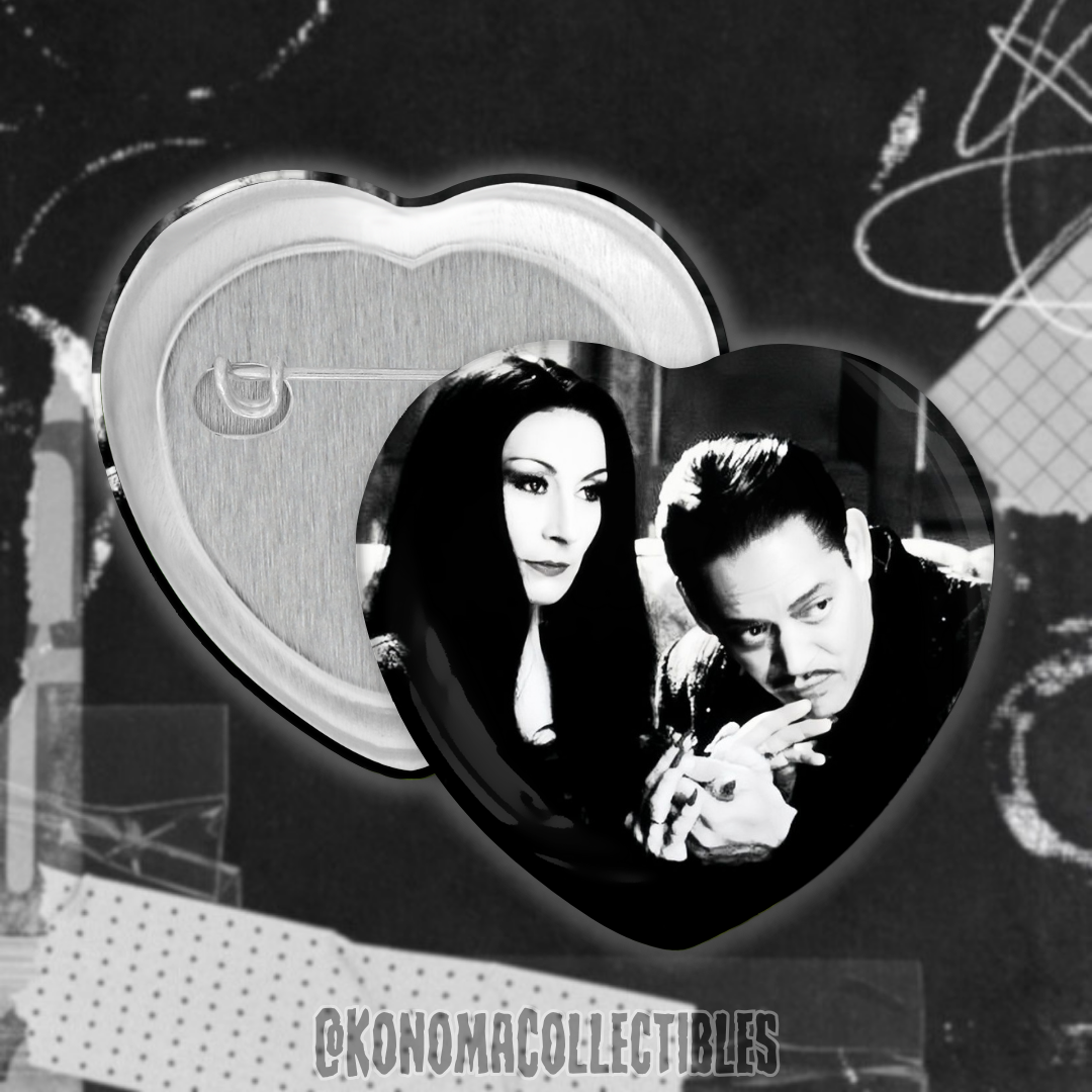 [𝗣𝗥𝗘-𝗢𝗥𝗗𝗘𝗥] Morticia & Gomez Addams Heart Pin